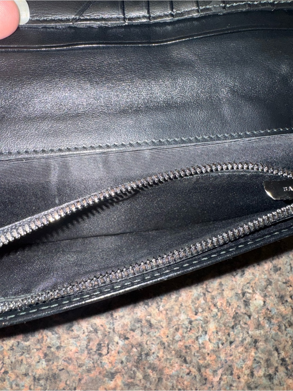 Bally heritage, "Stamps" Leather Continental Long Wallet EUC authentic - Picture 6 of 8